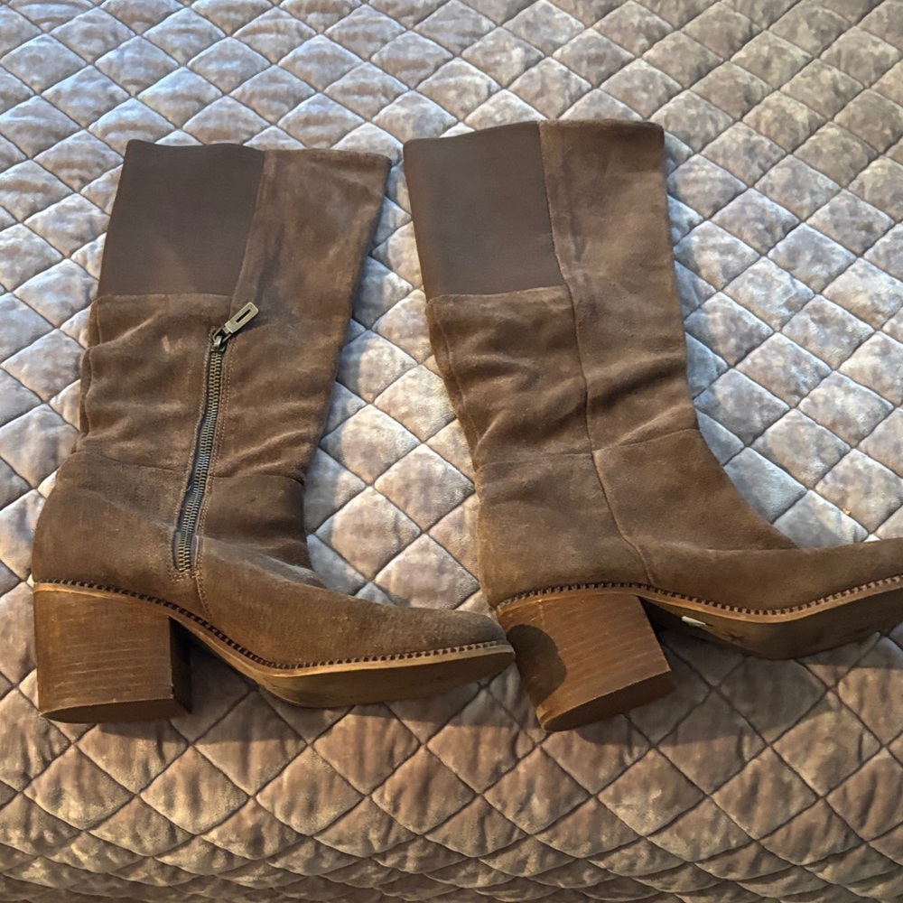 Splendid Tan Heeled Boots